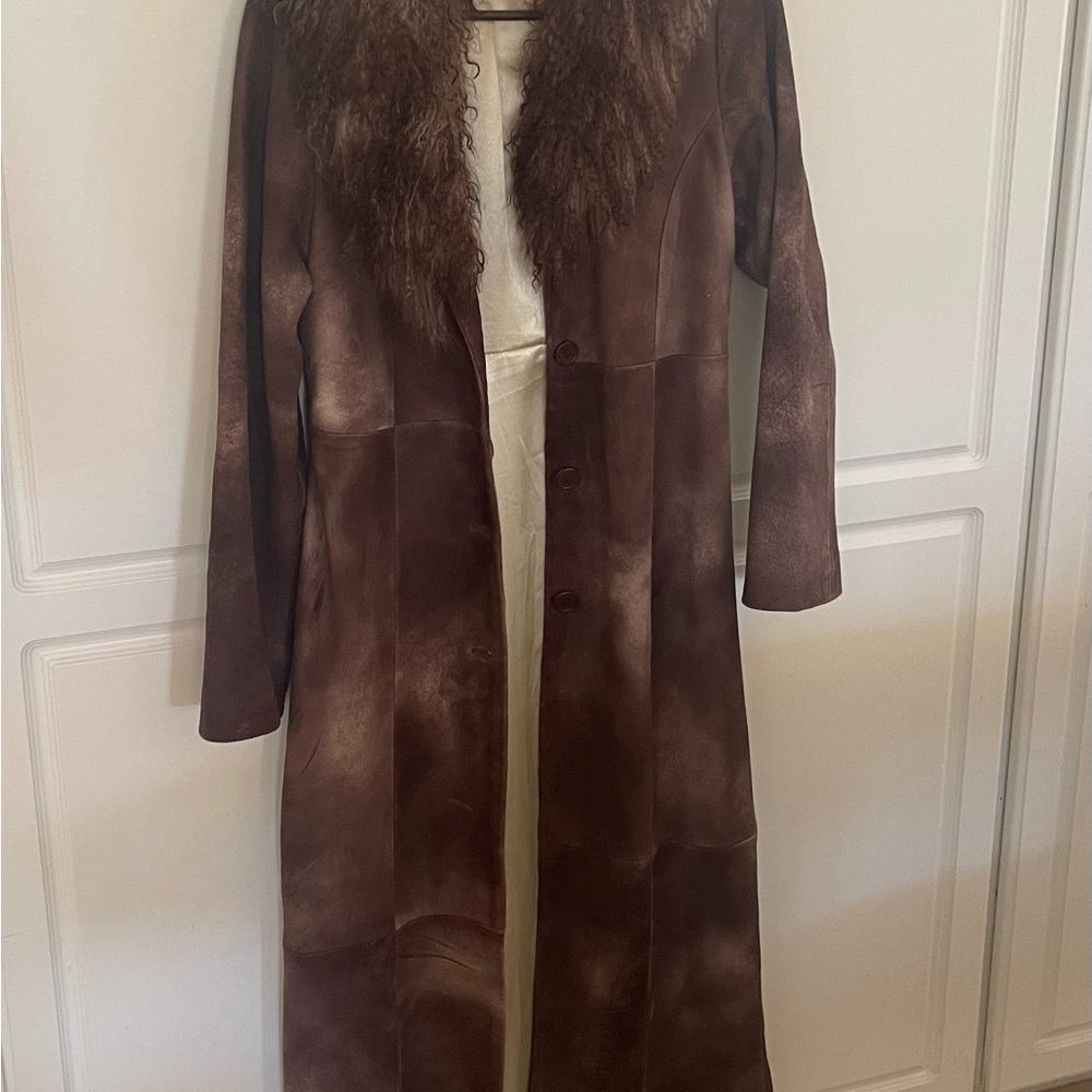 Elegant Brown suede with fur collar.